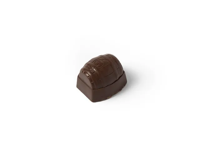 daskalid-s-tonneau-avocat-chocolat-noir-liqueur image 1