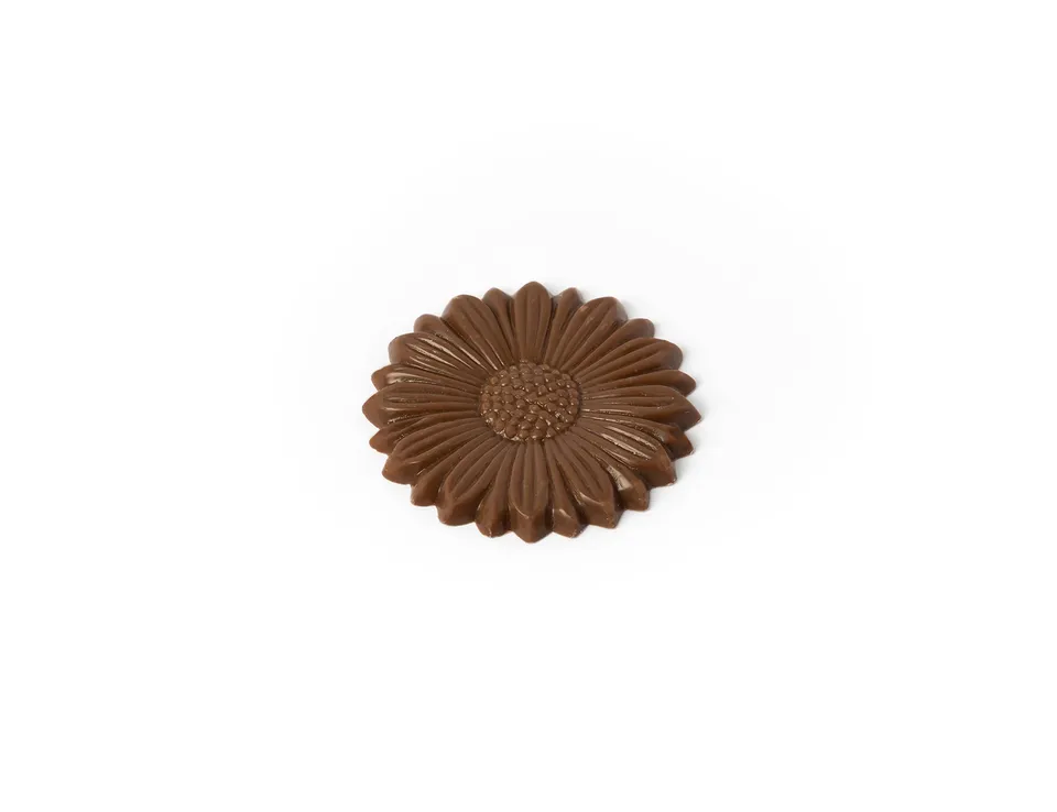 daskalid-s-sp-cialit-s-caraque-lait-chocolat-fleur-lait image 1